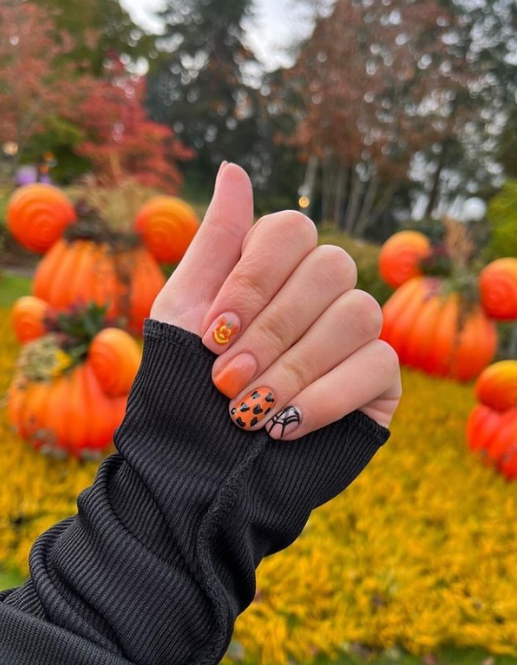 Disney halloween nails