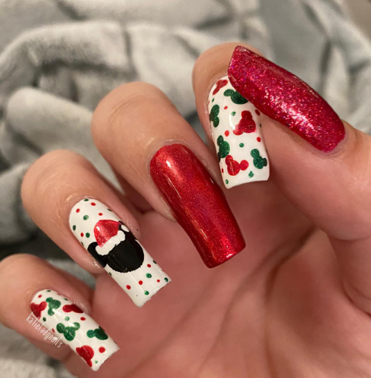 disney holiday nails 