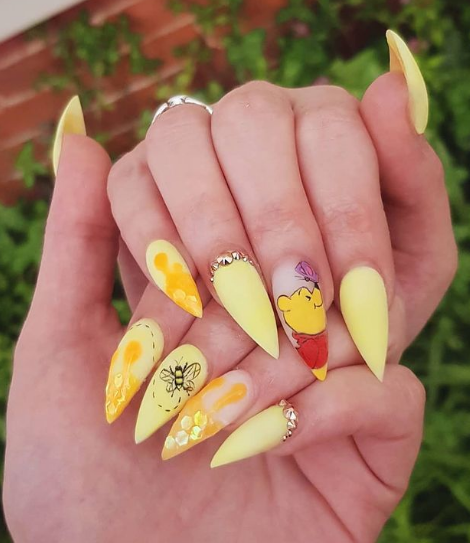 winnie the pooh nails 